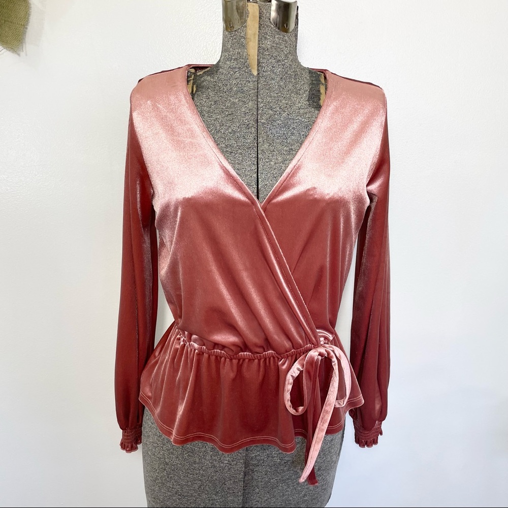 XS LC Lauren Conrad pink wrap blouse velvet with side bow